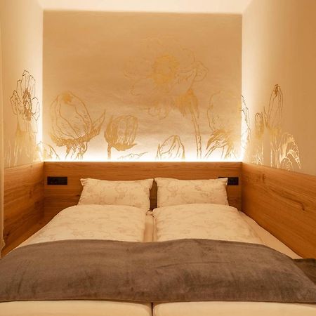 Ladurner Suites Мерано Екстериор снимка