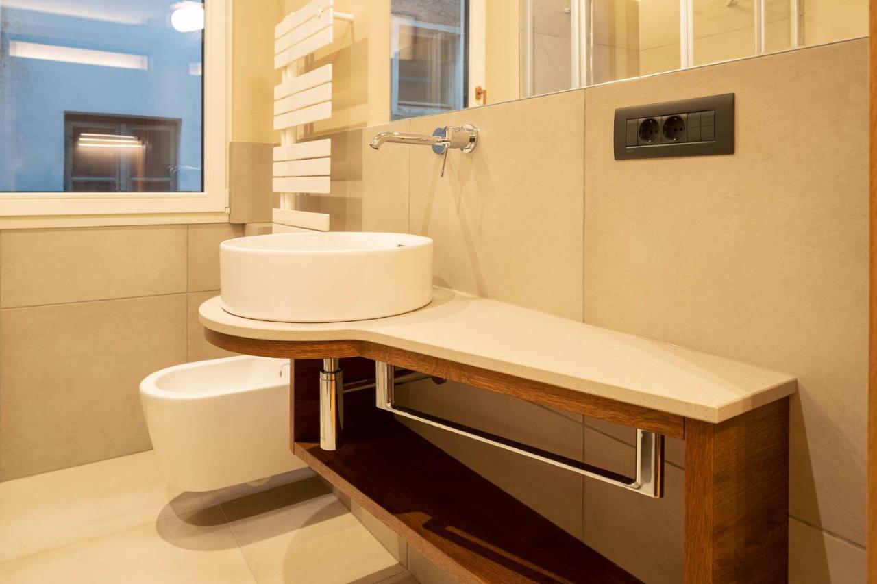 Ladurner Suites Мерано Екстериор снимка