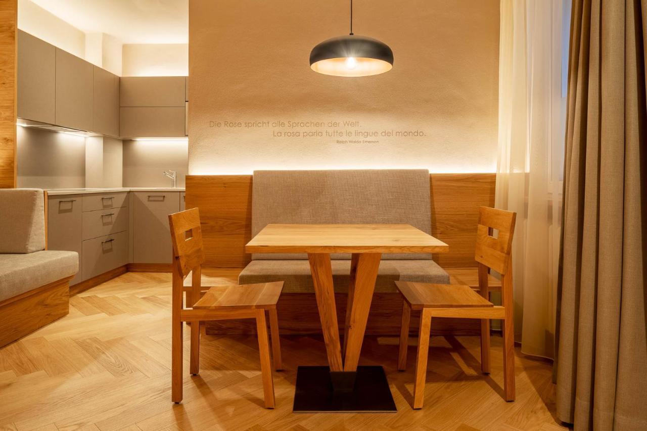 Ladurner Suites Мерано Екстериор снимка